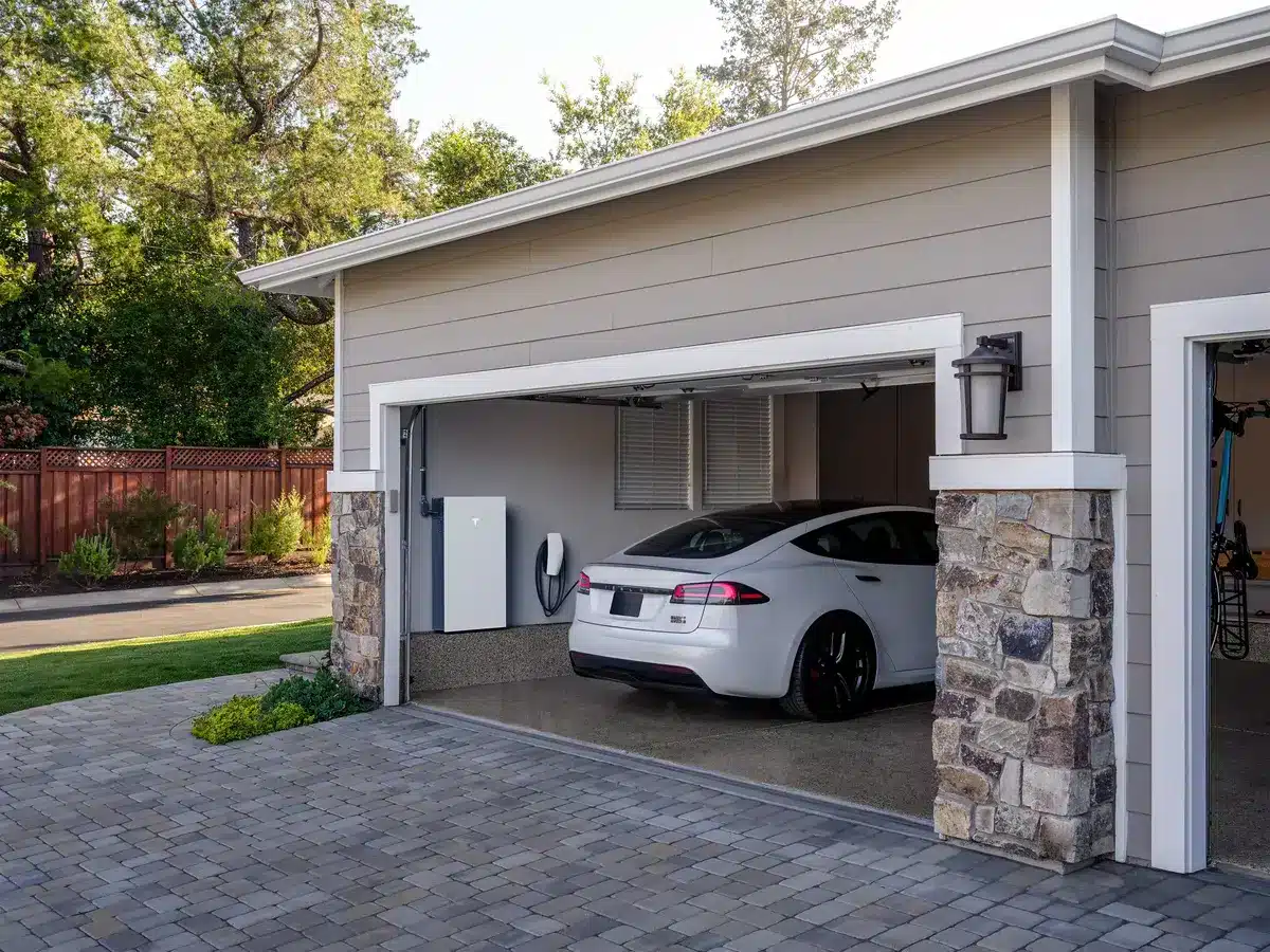 Tesla EV Charger & Powerwall 3
